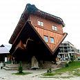 Miniatura zdjęcia "Dom do góry nogami 2"